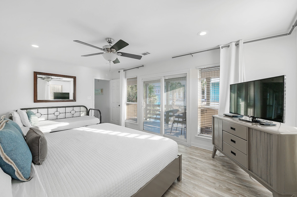 Master room upstairs.