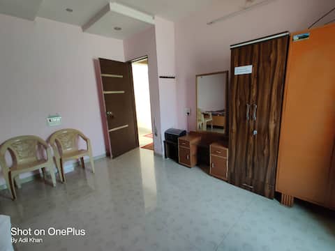Clean and Comfy place in the heart of the city..!!