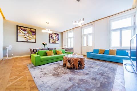 Top performing Airbnb: Bellevue Apartment in Staré Město