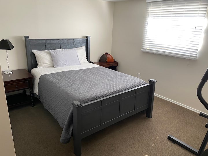 Спална соба во подрум