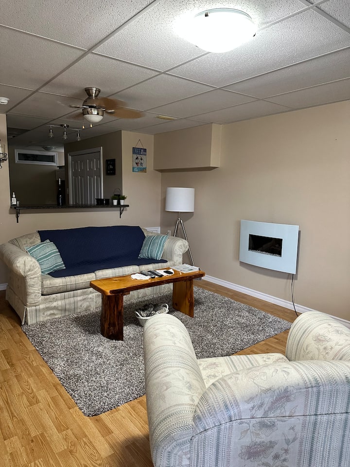 אח חשמלית בסלון