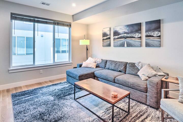 Mile High Overlook – Amazing roof top views! gallery image 4