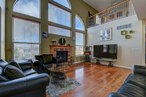 Spacious Home with Mountain Views in Thornton, CO