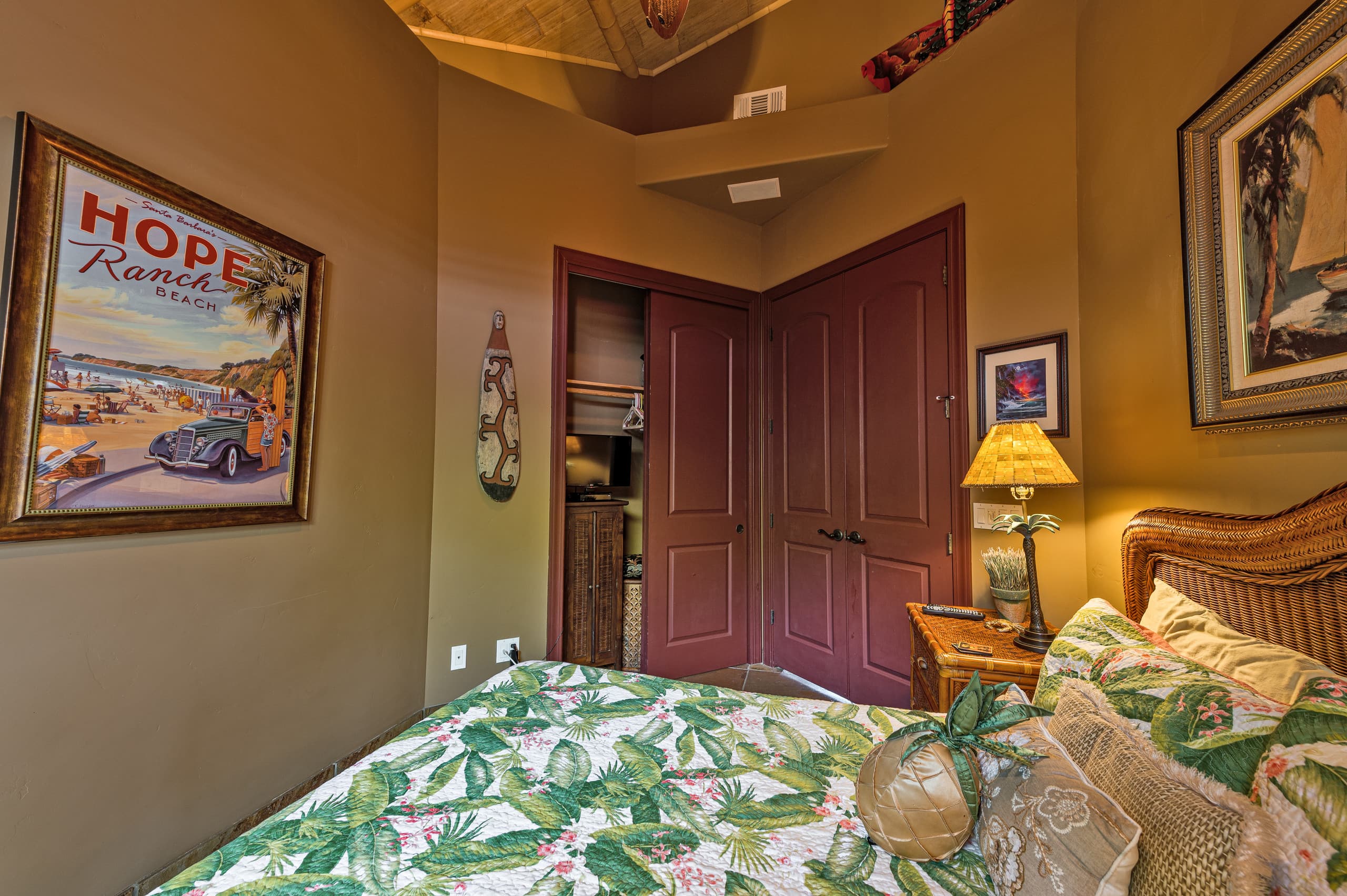 Home in Kailua-Kona · ★4.86 · 4 bedrooms · 4 beds · 3.5 baths - Image 4
