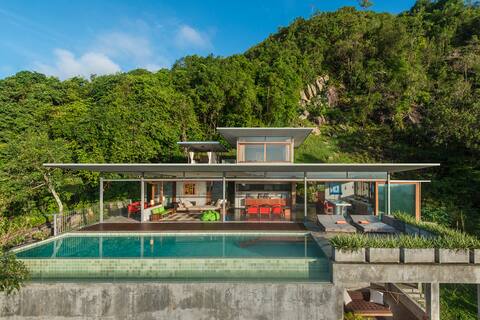 the naked house