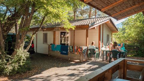 Chalet 2 steps from Lake Serre Ponçon