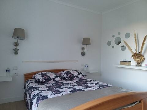 Private room with private access