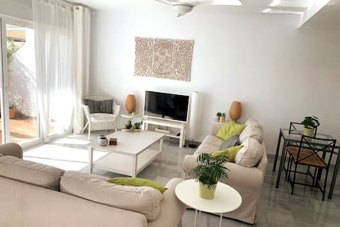 Successful Airbnb property: Barlovento: Cozy and quiet house, Wifi, parking in Almuñécar