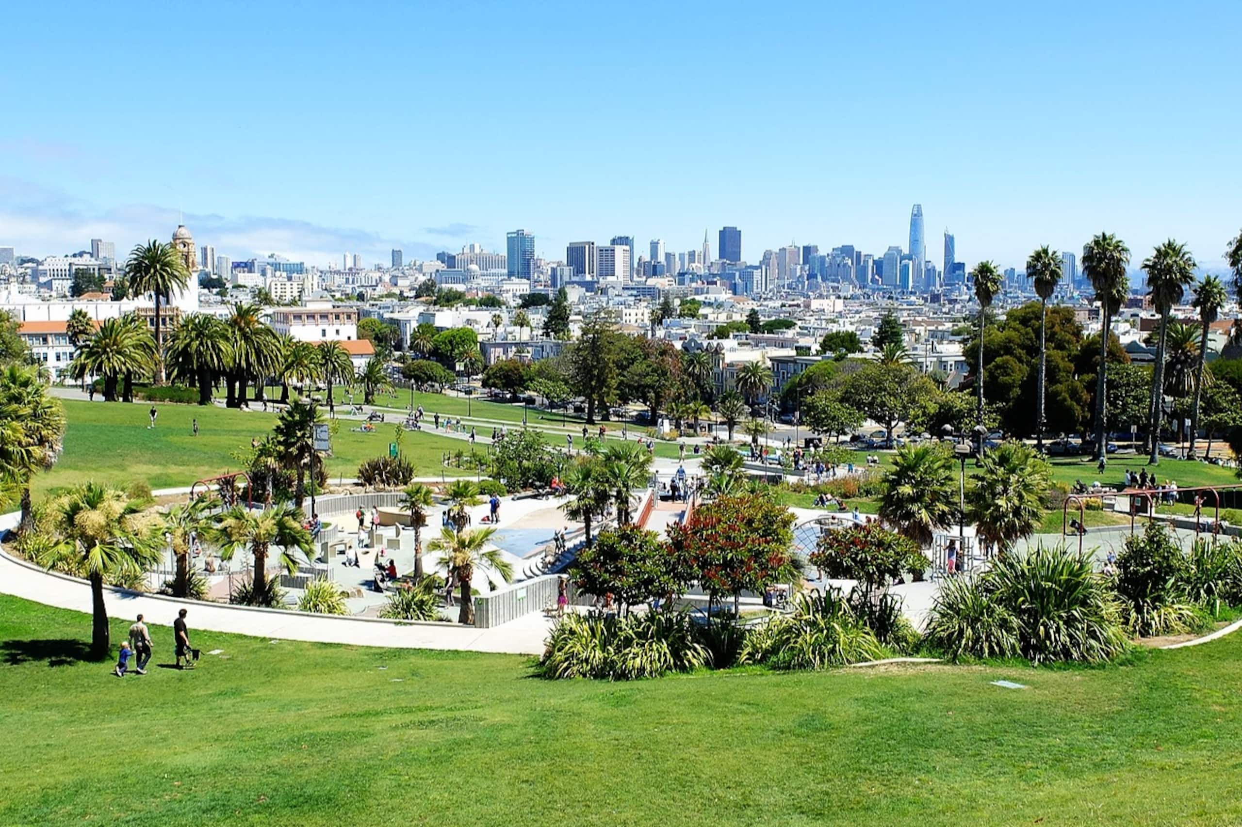 Condo in San Francisco · ★4.89 · 2 bedrooms · 2 beds · 1 bath - Image 30