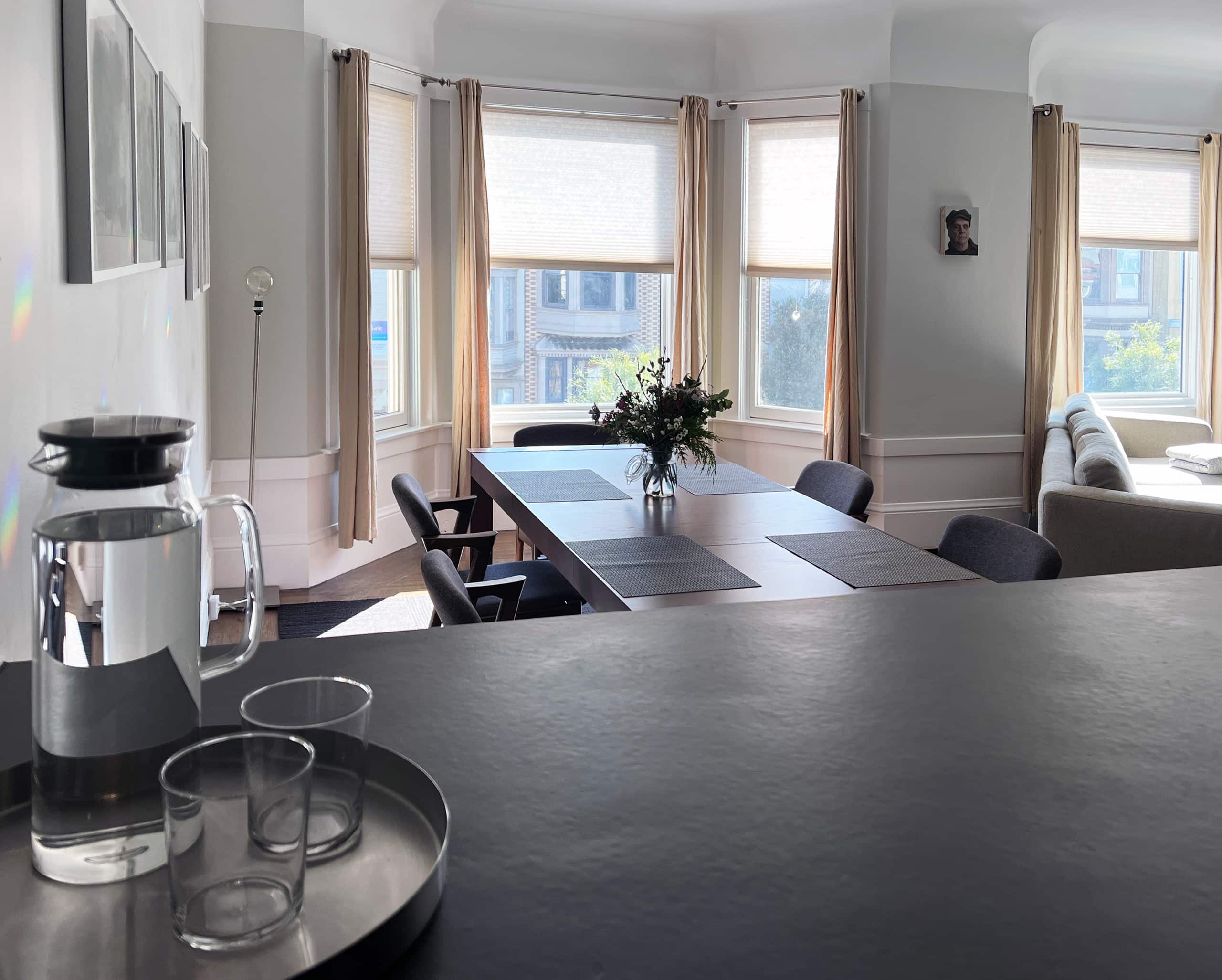 Condo in San Francisco · ★4.89 · 2 bedrooms · 2 beds · 1 bath - Image 10
