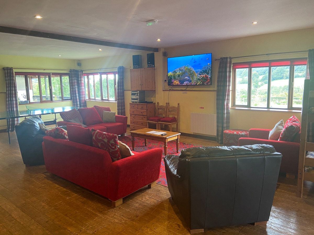 Main room 62 inch TV, Scenic countryside views