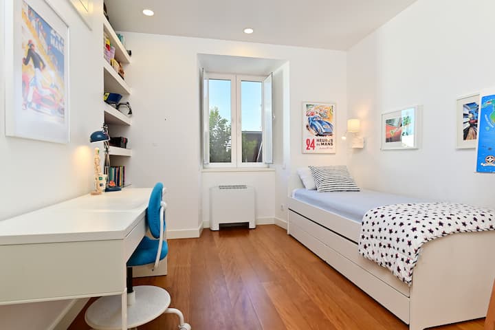 Quarto 2 - duas camas de solteiro