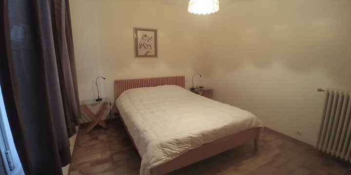 غرفة النوم 1