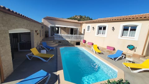 Air-conditioned 135 m2 villa with private pool, Wi-Fi