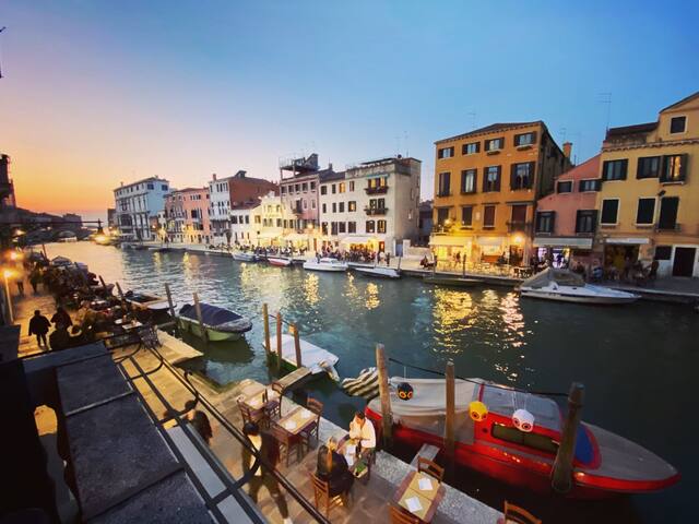 Casa Agostina: Feel the real atmosphere of Venice gallery image 2