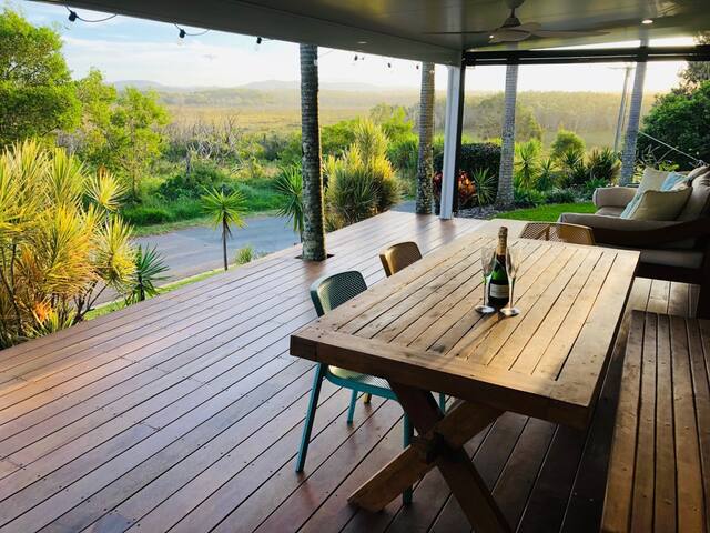 4 Bdr Family Home 600m to Peregian Beach & Village gallery image 3