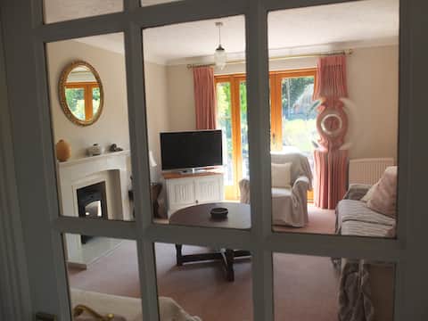 Successful Airbnb property: Homely Coastal Retreat at The Jays in Northam