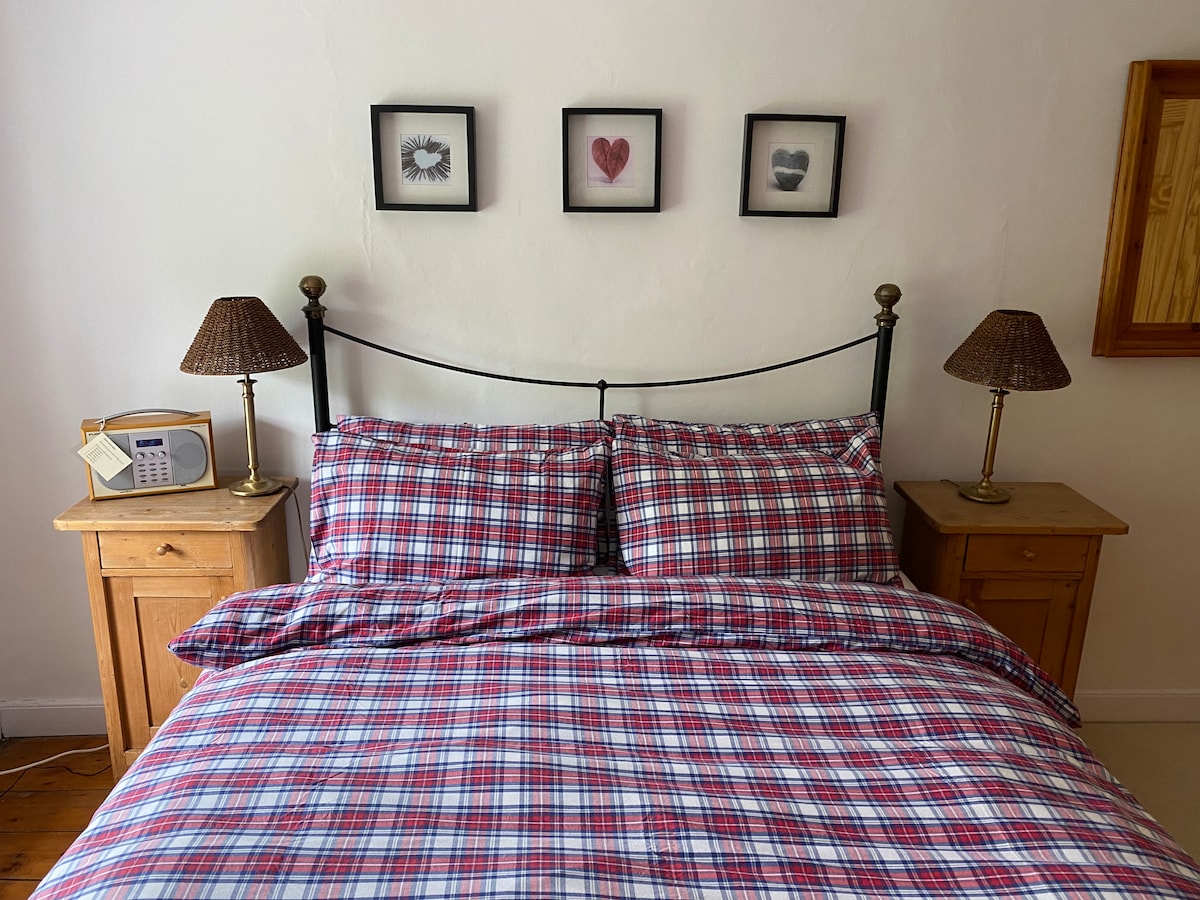 dhoma kryesore e gjumit