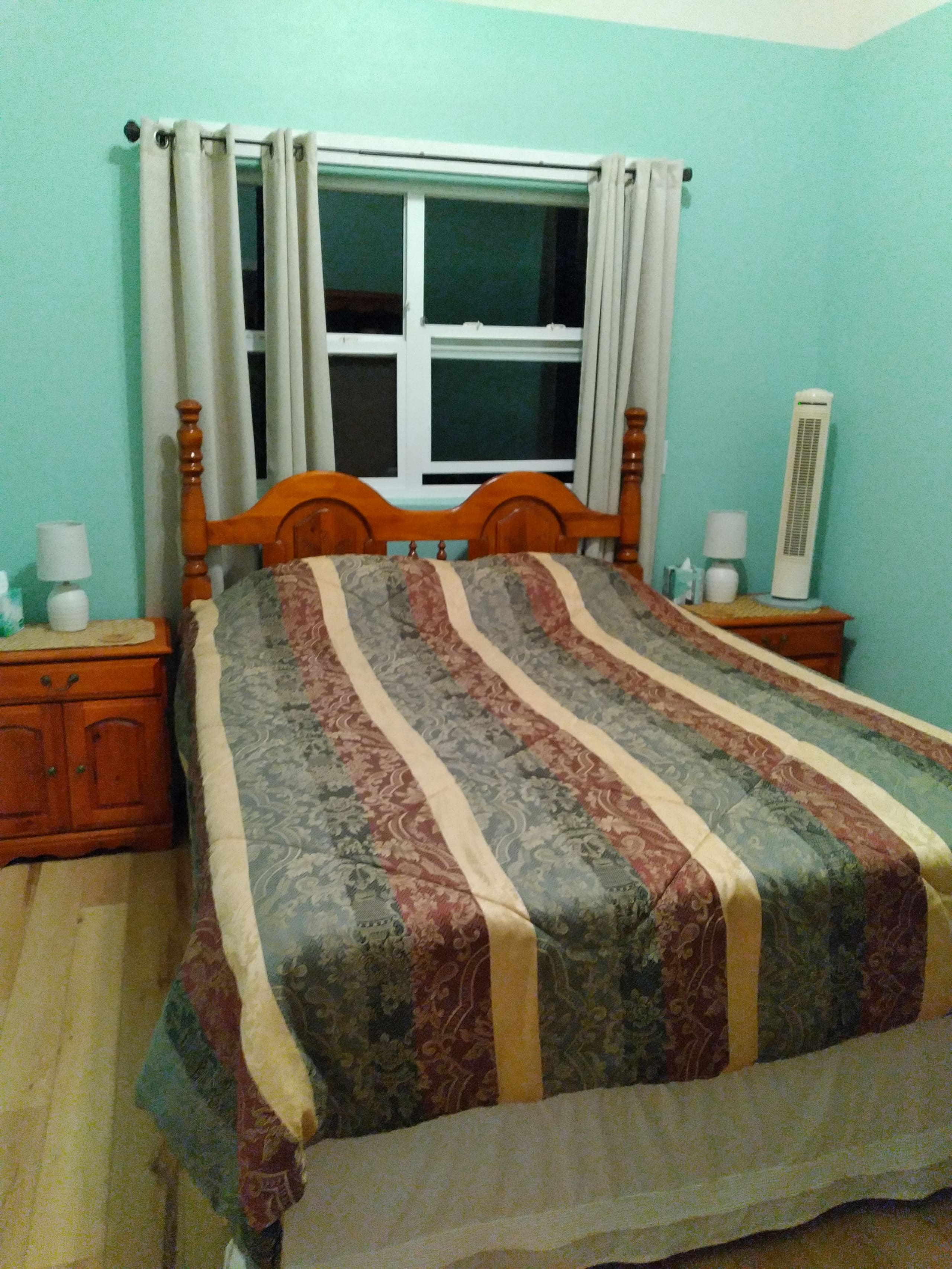 Home in Naalehu · ★5.0 · 3 bedrooms · 4 beds · 1.5 private baths - Image 12