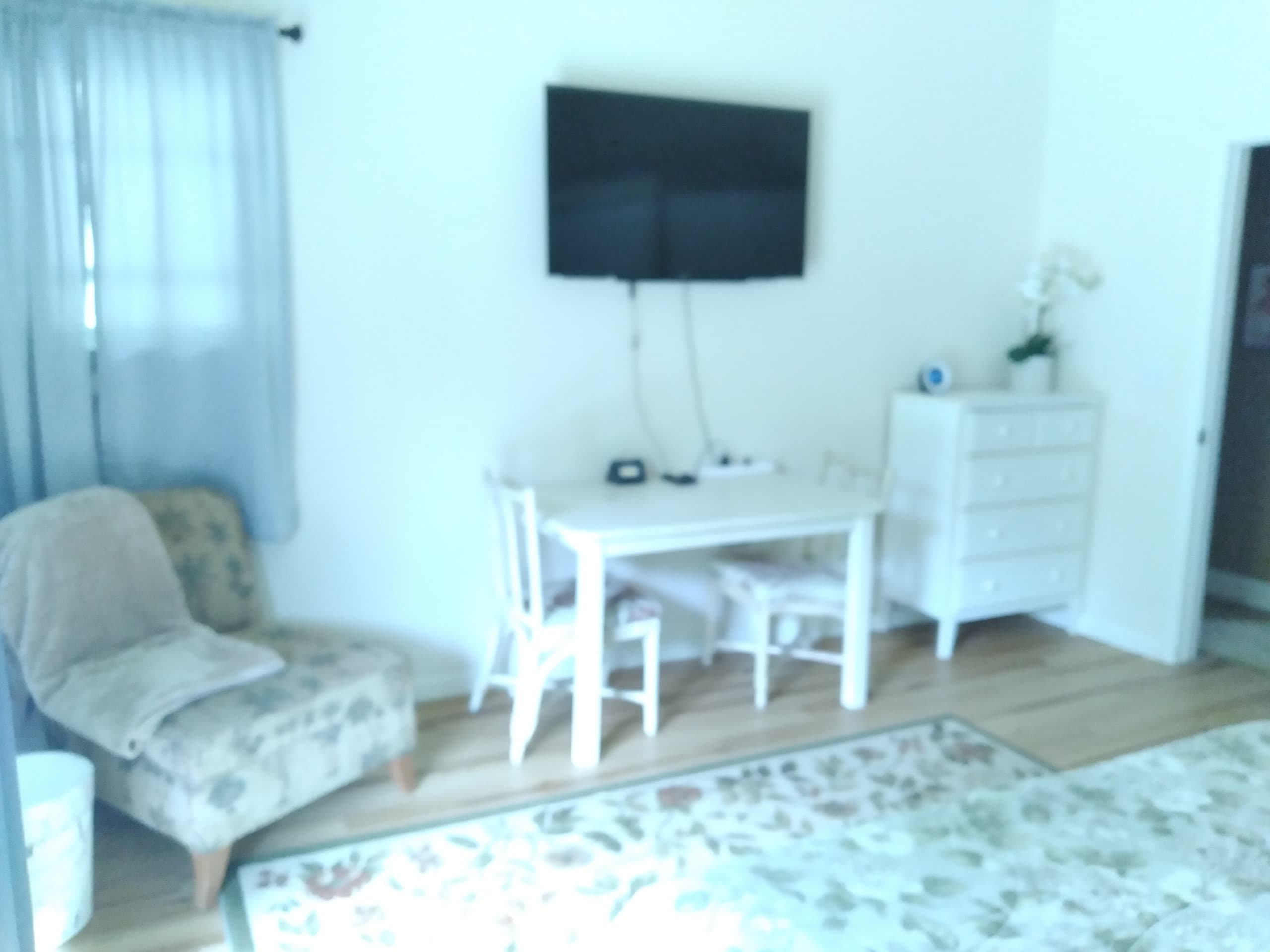 Home in Naalehu · ★5.0 · 3 bedrooms · 4 beds · 1.5 private baths - Image 6
