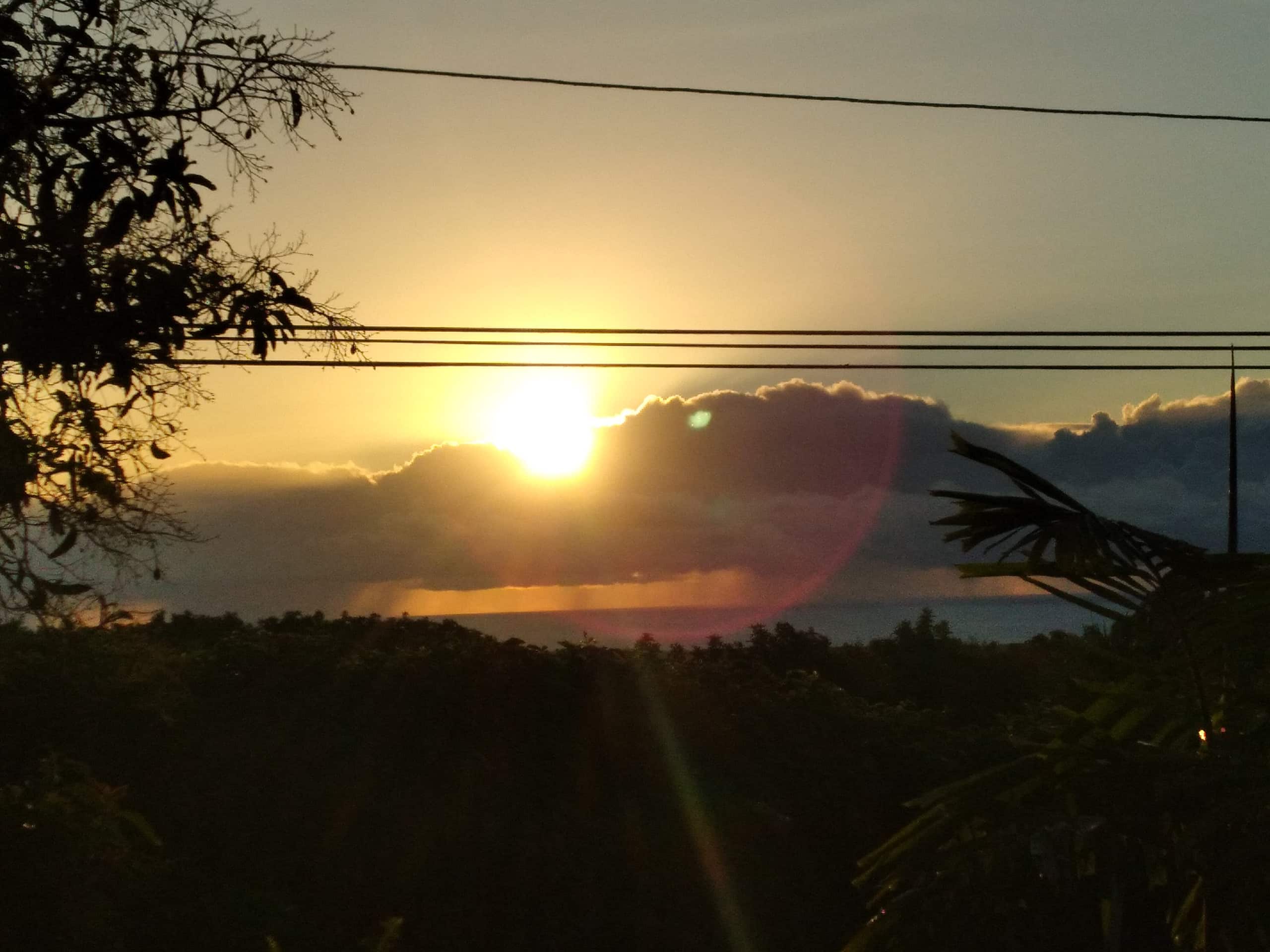 Home in Naalehu · ★5.0 · 3 bedrooms · 4 beds · 1.5 private baths - Image 26