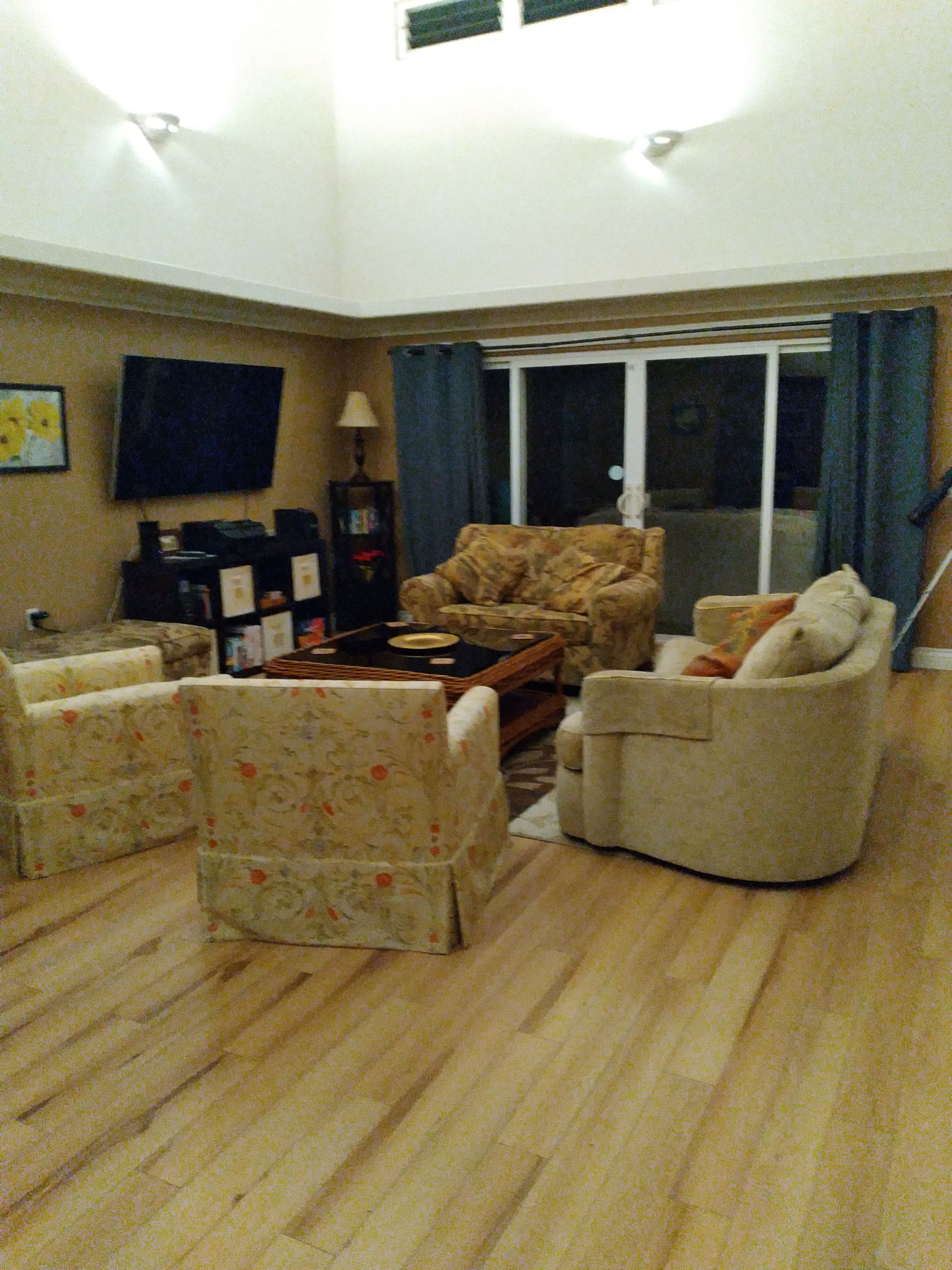 Home in Naalehu · ★5.0 · 3 bedrooms · 4 beds · 1.5 private baths - Image 14