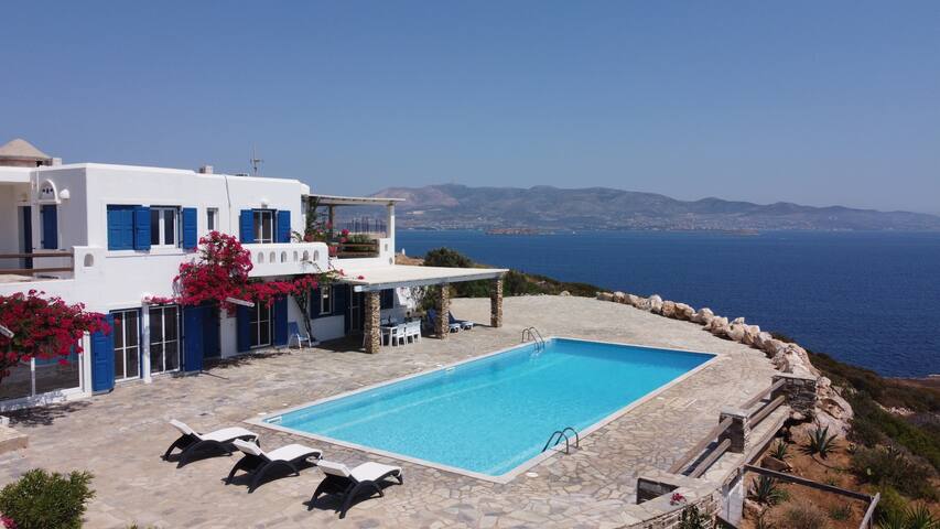 The Aegean Horizon Villa gallery image 2