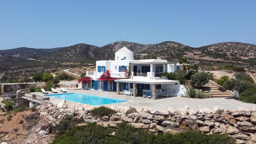 The Aegean Horizon Villa gallery image 3