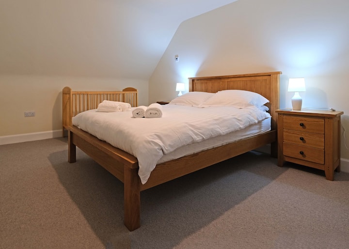 King-size Bedroom 2 with Cot