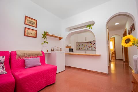 Top performing Airbnb: Fantastic Nearby Apartment Playa Las Canteras in Las Palmas De Gran Canaria