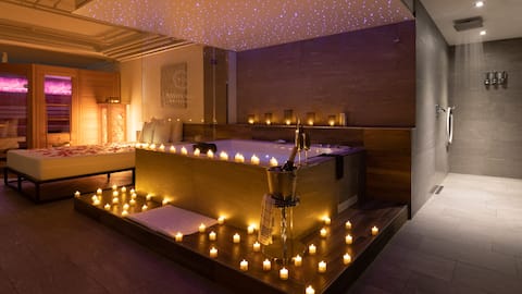 Top performing Airbnb: Private Spa Savon Noir in Altstetten