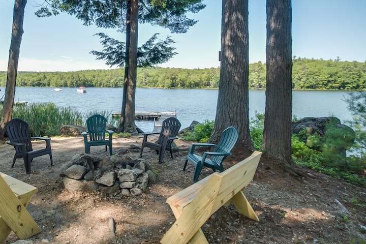 The Chalet~ 4 bed Lakefront Family Vacation