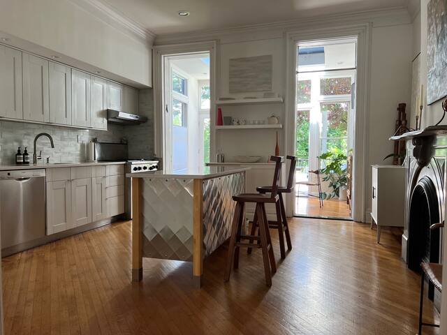 Prospect Heights Brownstone with Private Sun Deck! gallery image 3