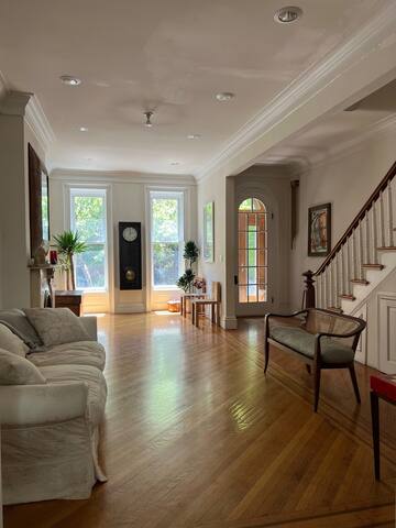Prospect Heights Brownstone with Private Sun Deck! gallery image 4