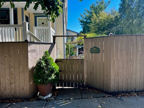 Ravenswood Guest House Annex