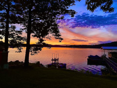 Water's Edge Ozark Retreat with Private Dock