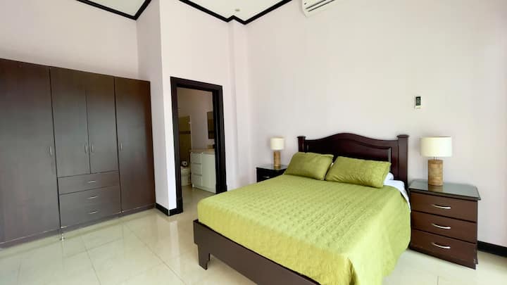 غرفة النوم 1