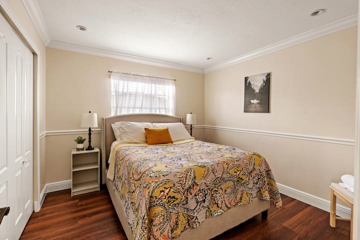 Svetlá a svetlá spálňa č.2. 