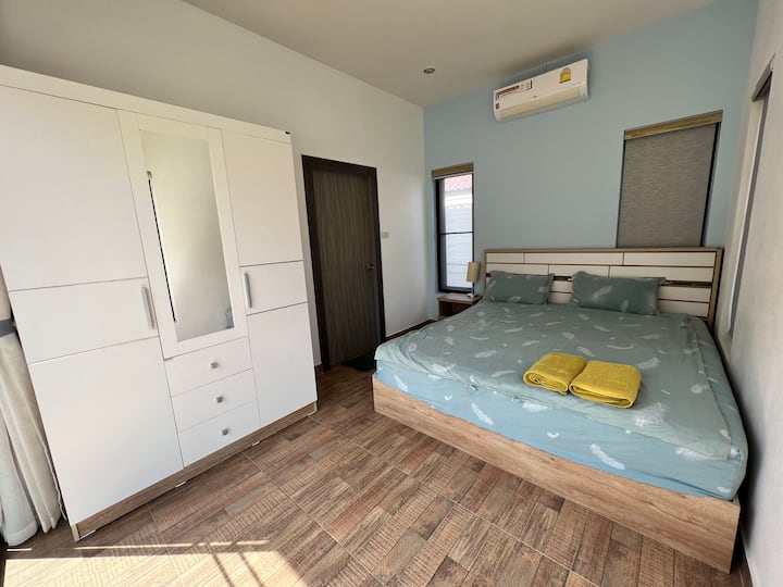 საძინებელი 4