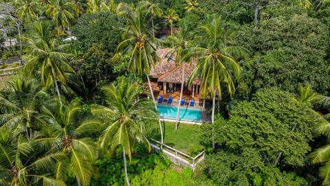 Villa Alexia - Tropical Pool View - 10min To Beach