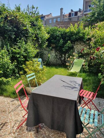 Maison avec jardin très bien située
