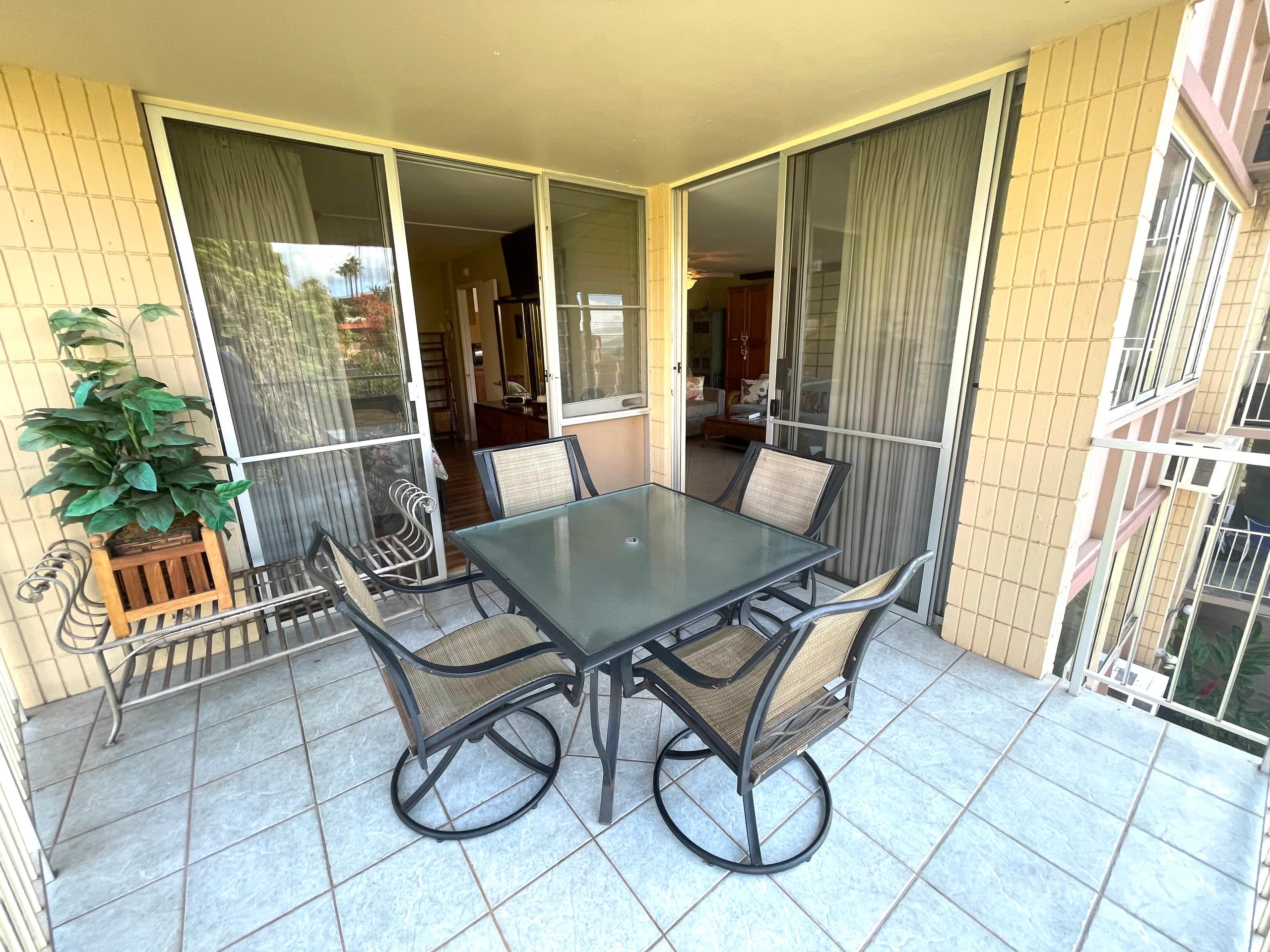 Condo in Kihei · ★4.9 · 2 bedrooms · 4 beds · 2 baths - Image 11