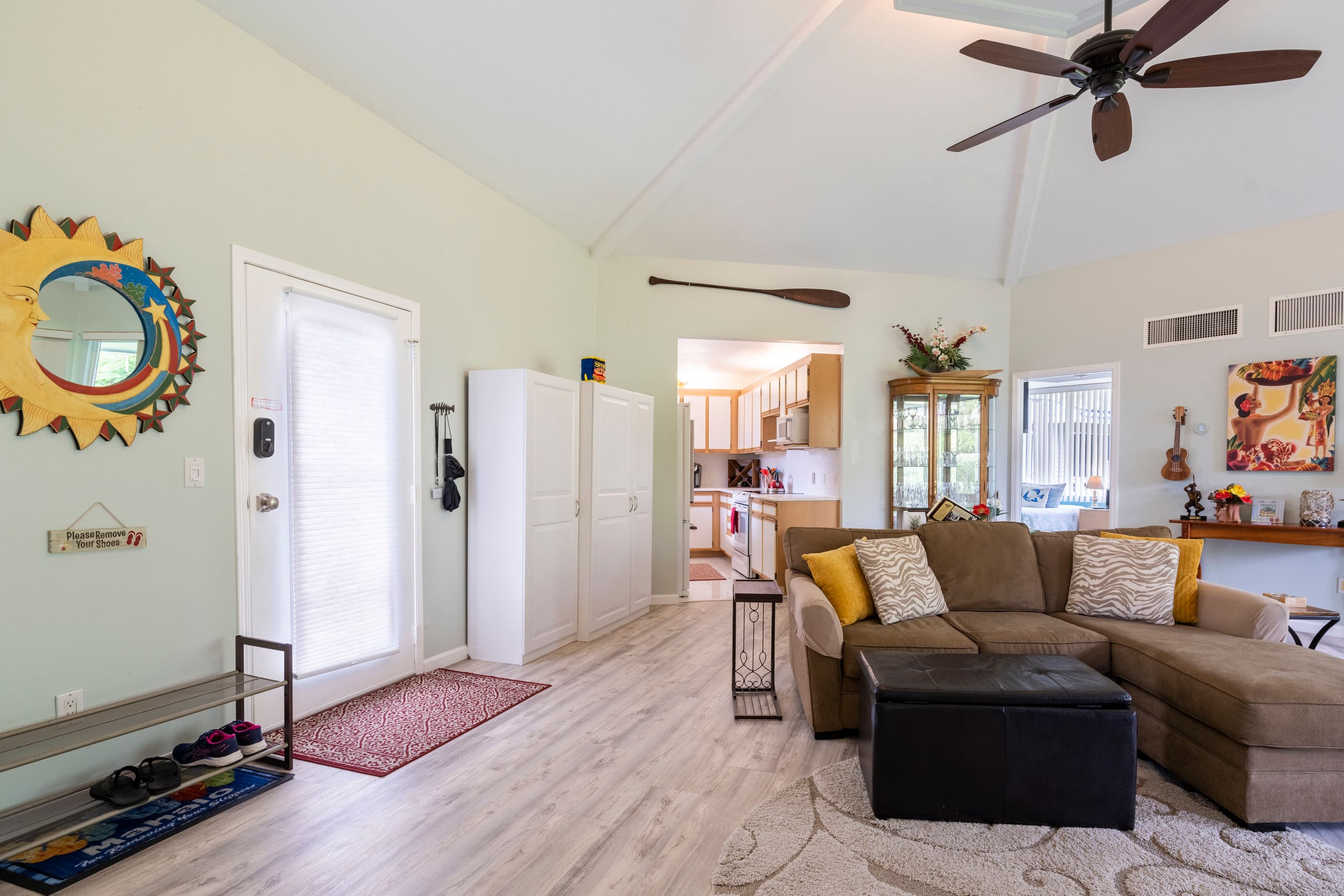 Condo in Kailua-Kona · ★4.88 · 2 bedrooms · 4 beds · 2.5 baths - Image 6