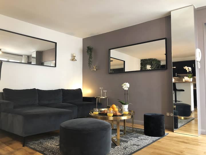 Charming Apartment In Paris (Grands Boulevards) - Paris 11e Arrondissement