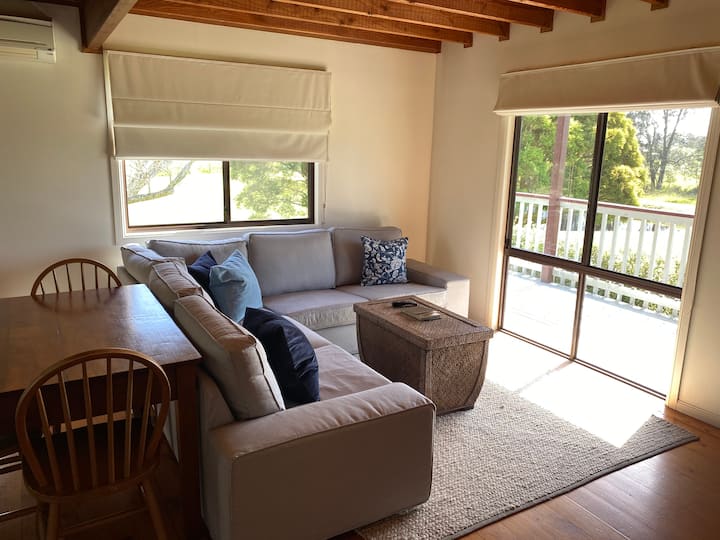 The Knoll Moruya Cottage Cottages for Rent in Moruya, New South