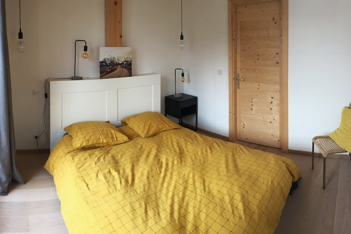 Chumba cha mtu mzima #1