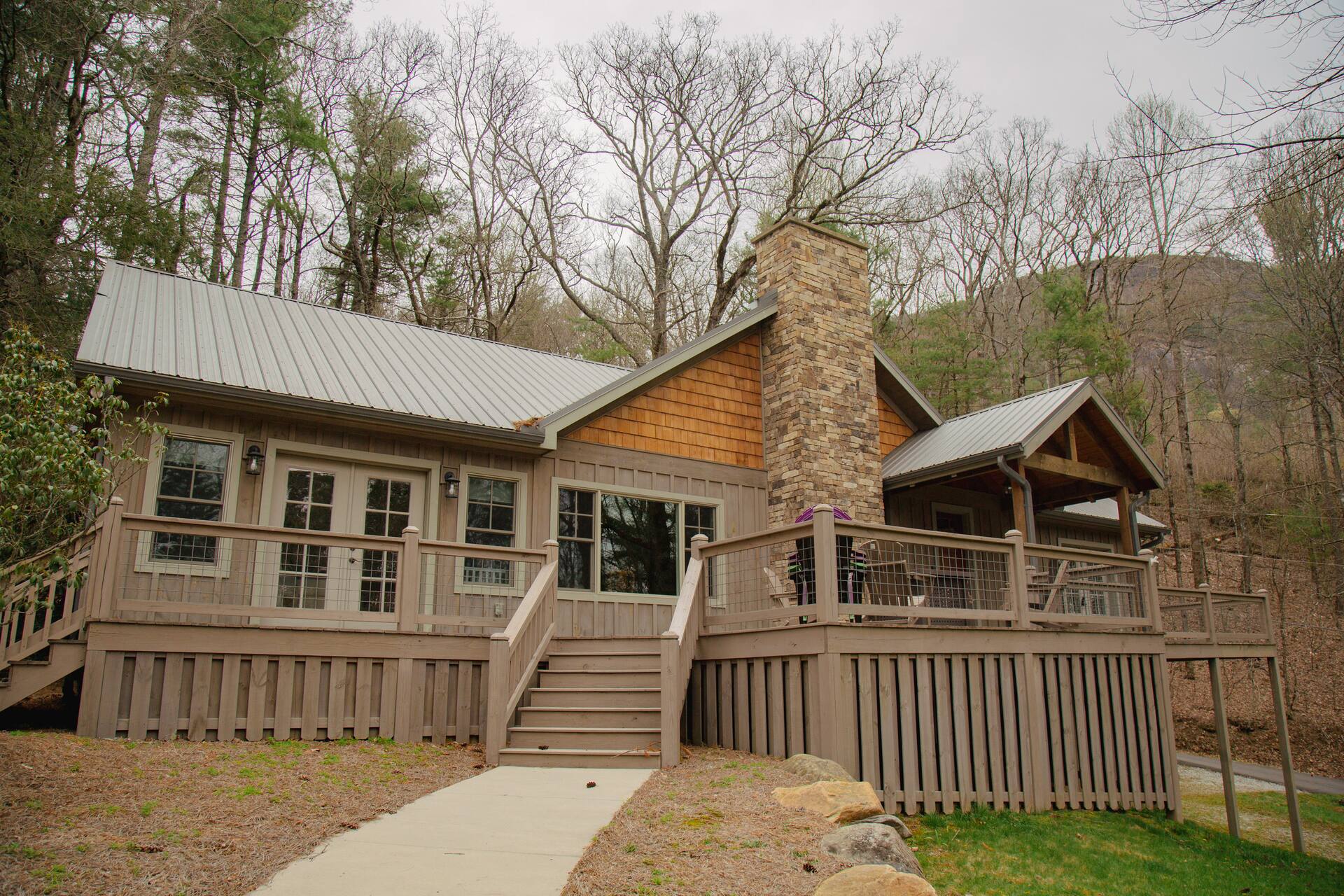 Peak Place - Mountain House 5 minutes to Main St!