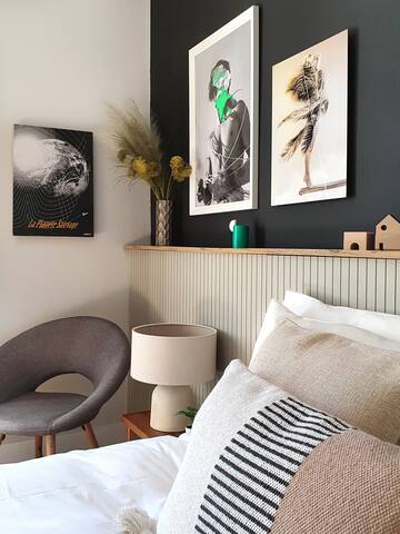 Artistic Apartment Next to The Acropolis II gallery image 2