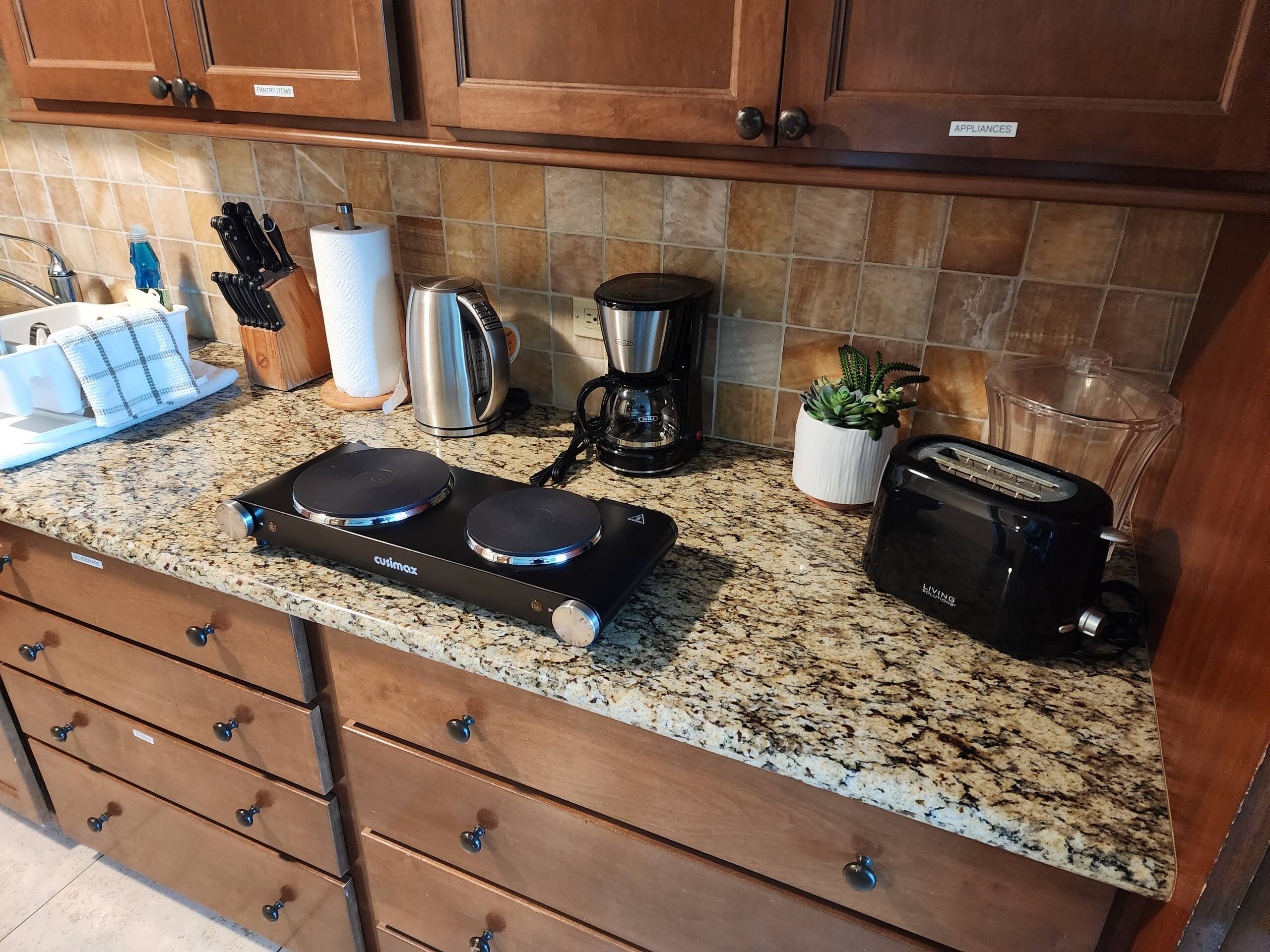 Waikiki Studio Near Beach Fully Equipped - Image 3