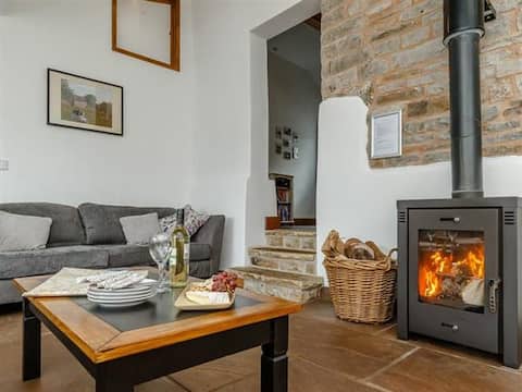 Fenns Barn & Foggs’ Barn Peak District